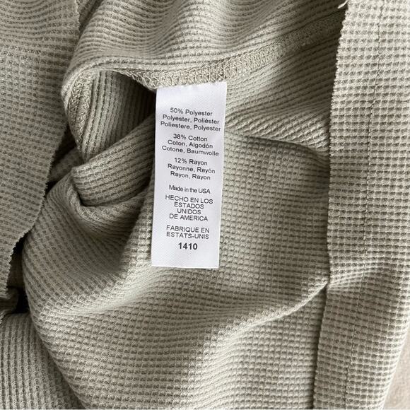 Michael Stars Olive Green Long Sleeve Tee XS EUC - Picture 6 of 6